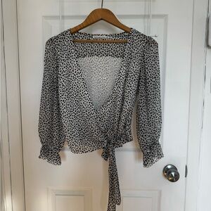Abercrombie & Fitch Black and White Patterned Blouse